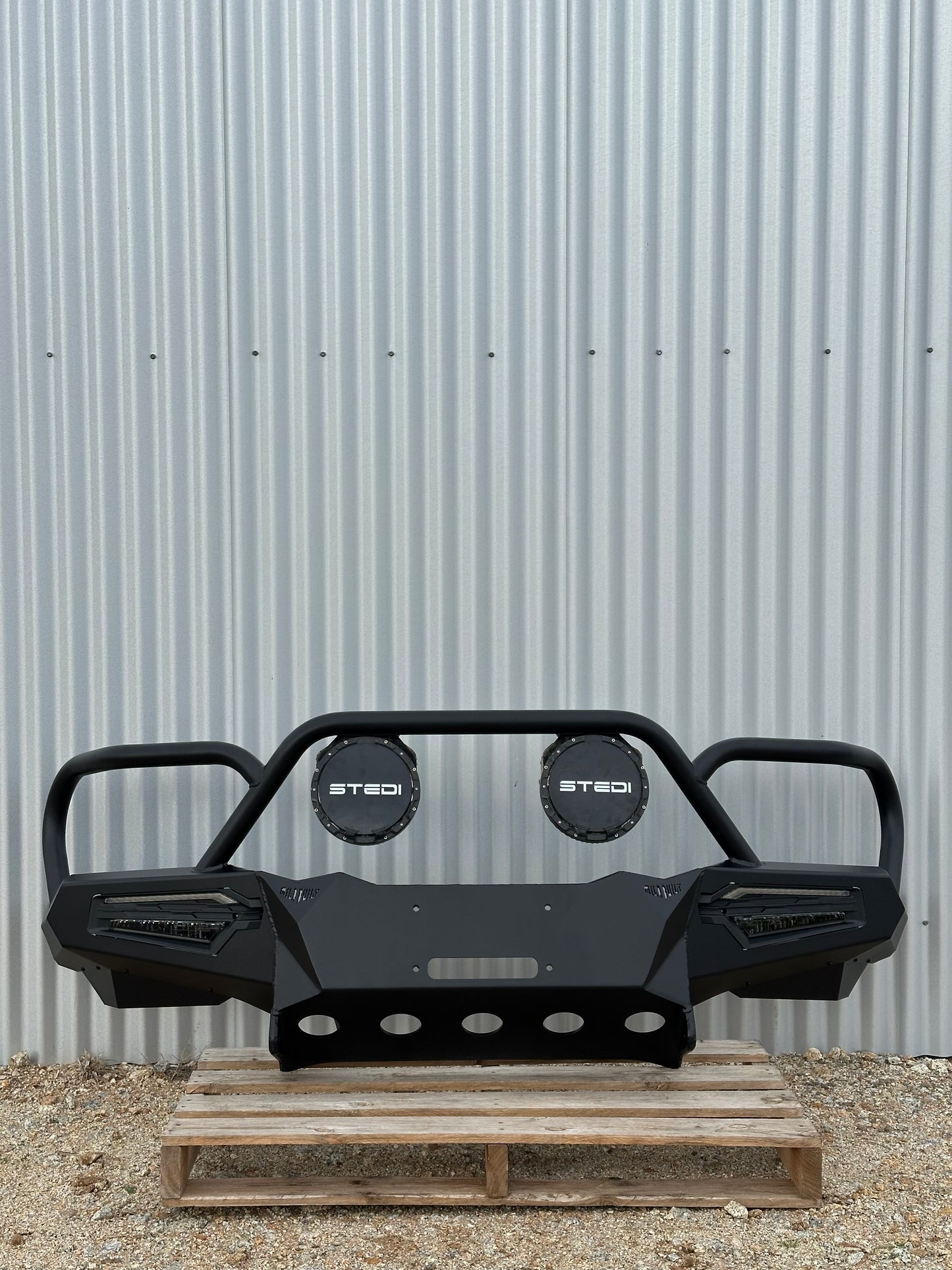 GU PATROL SERIES 4 BULLBAR (DEPOSIT)